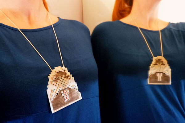 APPLE MAN PIXEL a.jpg