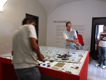 PIN ANONIMUM Montagem