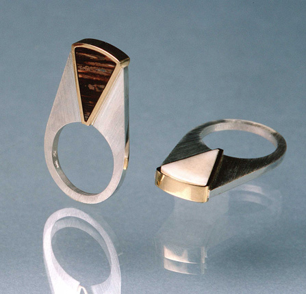 Sandra Frias / cromo positivo e negativo  / anel